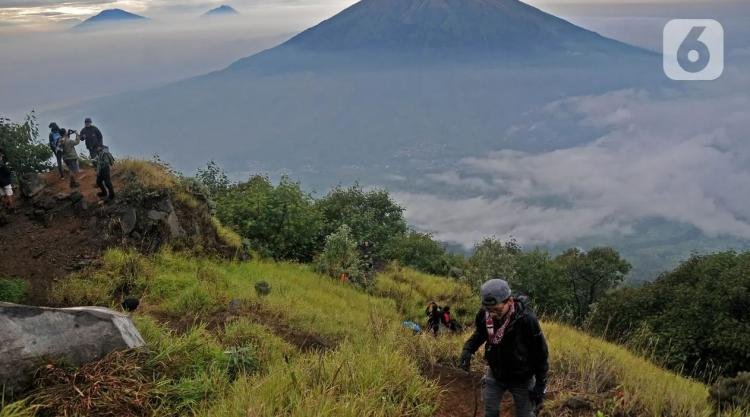Fakta Menarik Dataran Tinggi Dieng yang Diselimuti Embun Es di Wonosobo