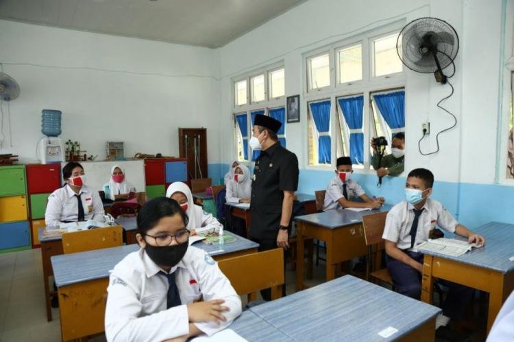 Disdik Riau Keluarkan Kebijakan Belajar Tatap Muka 100 Persen