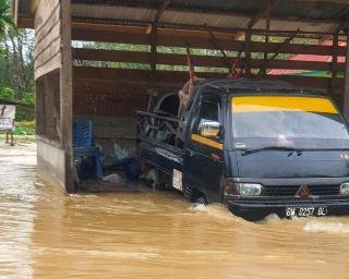 Anak Sungai Meluap, Desa di Kelayang Inhu Riau Diterjang Banjir