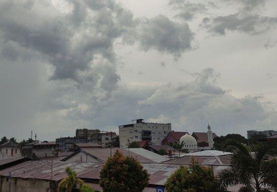 Hujan Masih Mengguyur Sebagian Provinsi Riau Hari Ini