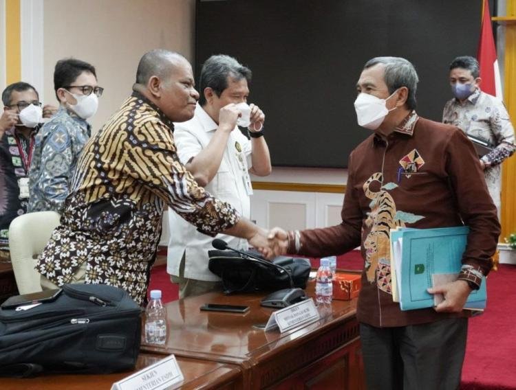 Kisruh DBH Karena Beda Data, Gubernur Syamsuar Minta Rekonsiliasi Penghitungan Lifting Migas Diaktifkan