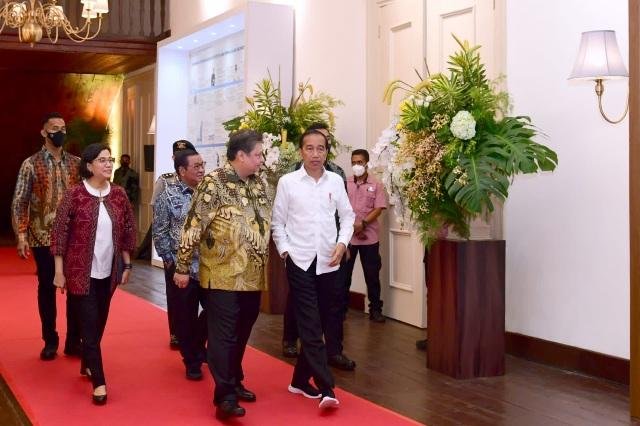 Presiden Apresiasi Kerja Keras Jajaran Tangani Pandemi