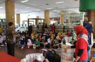 Buka Saat Libur, Perpustakaan Soeman HS Ramai Pengunjung