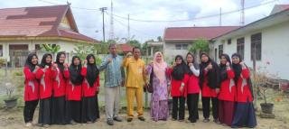 Disketapang Kunjungi CPCL KWT Indrayani Terkait Program Penanganan Daerah Rentan Kerawanan Pangan
