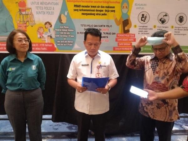 Kadiskes Riau Ajak Orang Tua untuk Bawa Anak Imunisasi Polio
