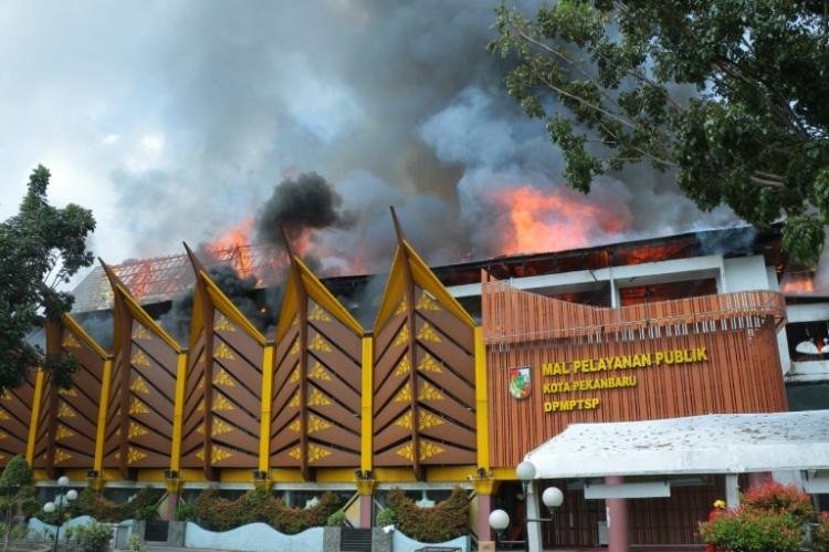 Pemko Berencana Bangun Kembali Gedung MPP Pekanbaru Pakai BTT