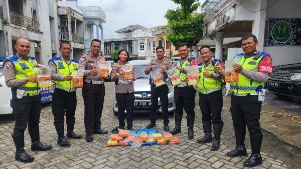 Aksi Polwan Lantas Setop Mobil Berisi Sabu 20 Kilogram saat Atur Lalu Lintas