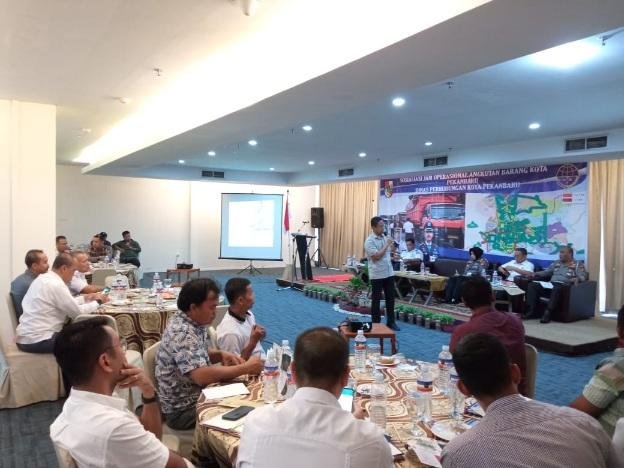 Dishub Gelar Sosialisasi Jam Operasional Angkutan Barang