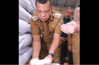 Pj Wali Kota Pekanbaru Sebut Beras Medium Bulog Tak Kalah dari Premium