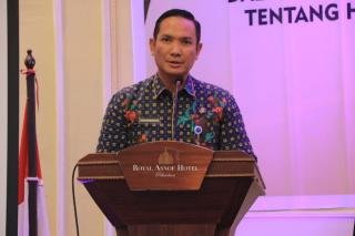 Bapenda Pekanbaru Maksimalkan Penertiban Tiang Reklame Ilegal