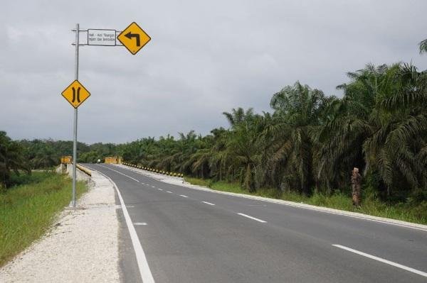 Jalan Lintas Rengat - Tembilahan Ditargetkan Sudah Fungsional Jelang Lebaran