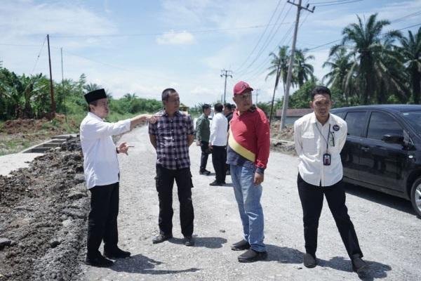 Gubernur Syamsuar Tinjau Perbaikan Jalan Kampar Rohul