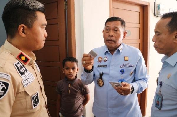 Kepala Kanwil Kemenkumham Riau Tinjau Langsung Pengungsi Rohingya dari Aceh