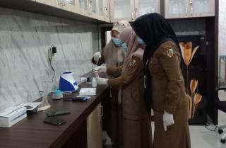 Disketapang Pekanbaru Uji Kualitas Pangan Bebas Kontaminasi Pestisida