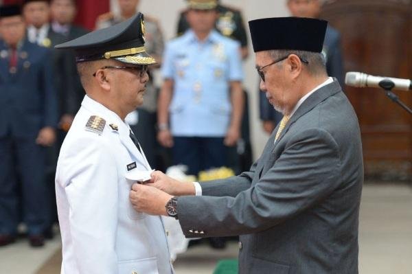 Sah! Firdaus Jabat Pj Bupati Kampar, Muflihun Penjabat Wali Kota Pekanbaru