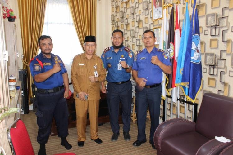 DPKP Pekanbaru Turun Sosialisasikan Pencegahan Kebakaran ke SMA Negeri 3