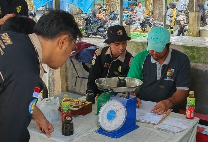 Disperindag Pekanbaru Lakukan Sidang Tera Ulang di Pasar Palapa