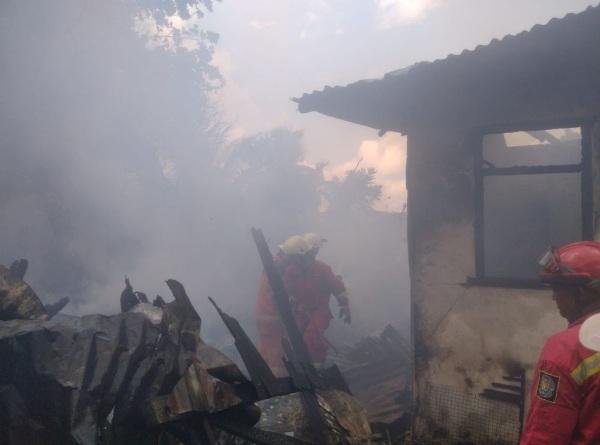 Kakek Selamat dan Istri Lolos dari Maut saat Rumah Terbakar