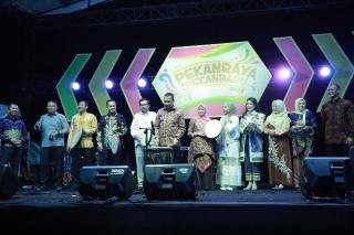 Pj Wali Kota Buka Pekanraya Pekanbaru, Dihadiri Pengusaha Malaka