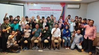 BPDPKS, Ditjenbun, dan PT Daya Guna Lestari Latih Pekebun Sawit di Riau