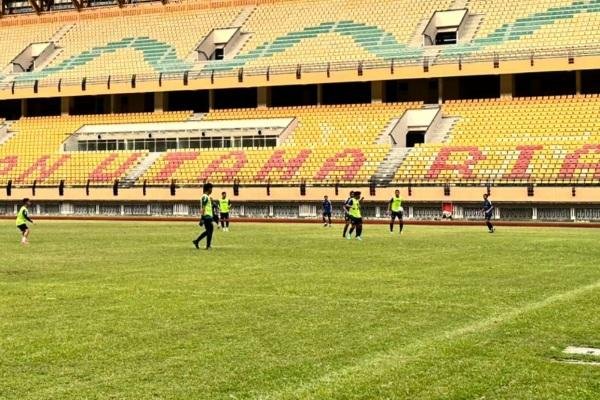PSPS Gelar Latihan Perdana di Stadion Utama Riau