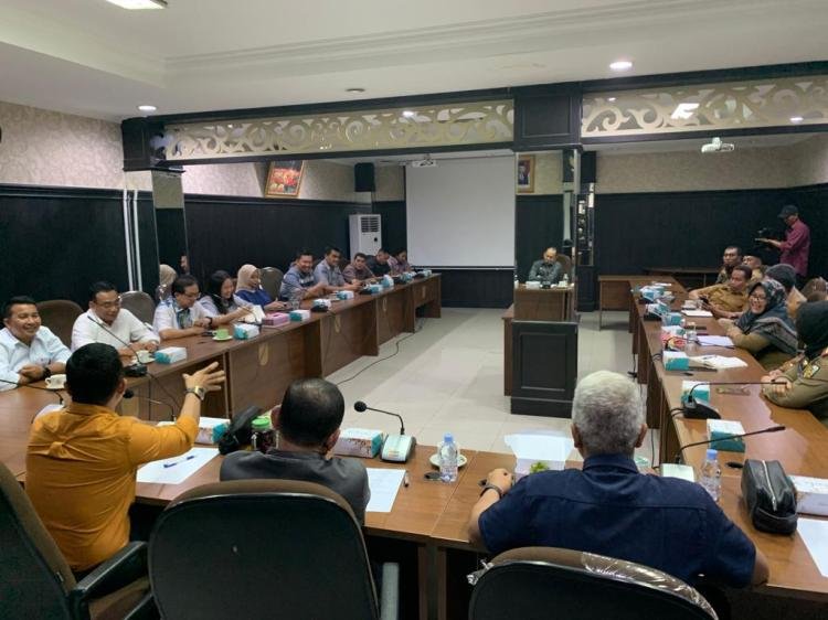 Dalam Hearing Komisi I DPRD Pekanbaru Sebut 42 Provider Tak Ada Berkontribusi ke PAD