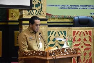 DPRD Pekanbaru Sahkan Perda LKPj Wali Kota Pekanbaru 2022
