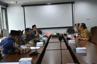 Undang Diskominfo Pekanbaru, Komisi I DPRD Pertanyakan Jaringan Semrawut Kabel Provider