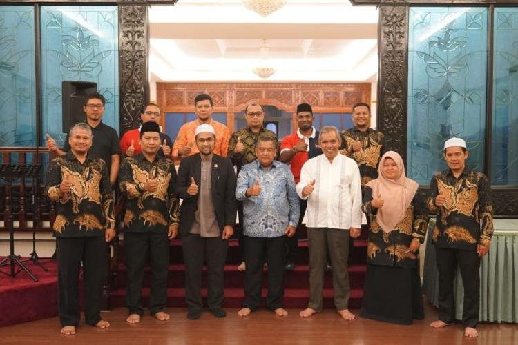 Wakil Gubernur Riau Edy Natar Terima Kunjungan Rektor KUIPs Malaysia