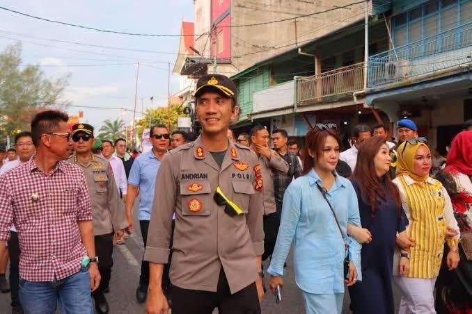 Polisi Tangkap Perambah Hutan di Rohil, 1 Alat Berat Disita