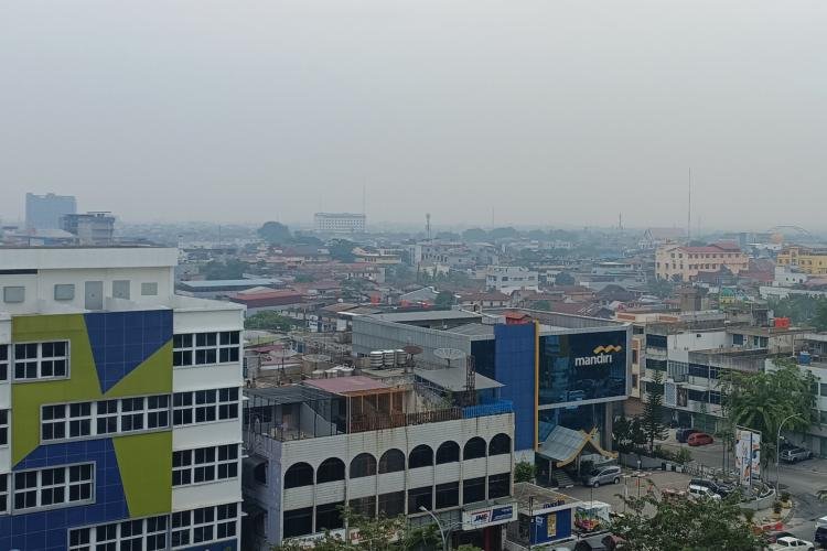 Muncul Kabut Asap di Pekanbaru, BPBD Riau : Kiriman dari Provinsi Tetangga