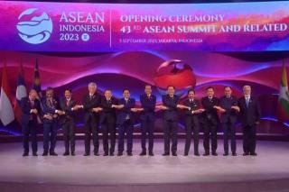 Presiden RI Jokowi Resmi Membuka KTT ke-43 ASEAN
