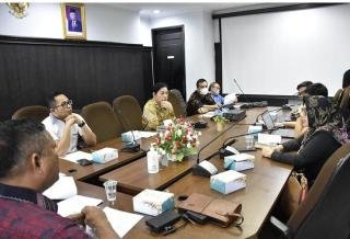 Komisi II DPRD Pekanbaru Gelar Hearing Bersama PDAM Tirta Siak 