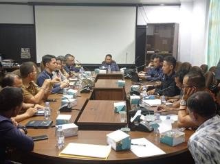 Komisi IV Panggil 4 Dinas, Bahas Kabel Provider Semrawut di Kota Pekanbaru