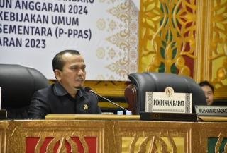 DPRD Pekanbaru dan Pemko MoU R-APBD Perubahan 2023 Rp 2,890 Triliun