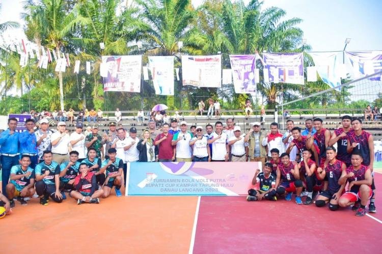 Open Turnamen Bola Voli Putra Piala Bupati Cup Kampar se-Riau Resmi Dimulai