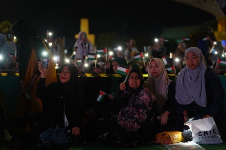 19 November: Aksi Bela Palestina di Pekanbaru dengan Kehadiran KH Bachtiar Nasir