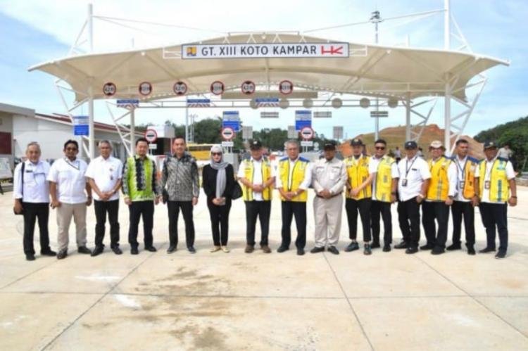 Ruas Tol Bangkinang - Pangkalan 24,7 Km Bakal Rampung Desember 2023