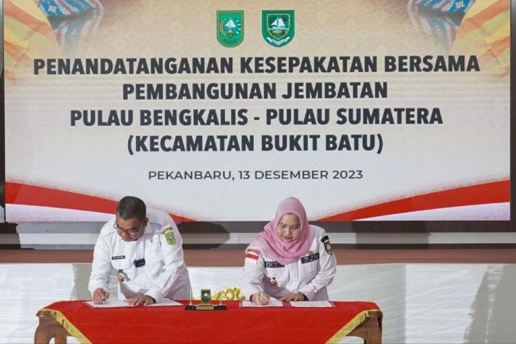 Gubri dan Bupati Kasmarni Lakukan Kesepakatan Bersama Pembangunan Jembatan Pulau Bengkalis - Pulau Sumatera