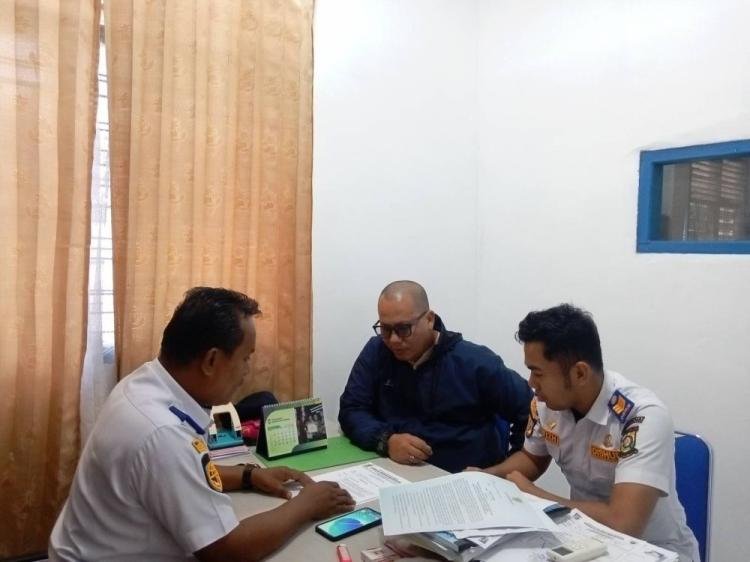 Ditutup Sementara Akibat Longsor, Pemkab Kampar Arahkan Pengguna jalan Gunakan Jalur Alternatif Riau - Sumbar