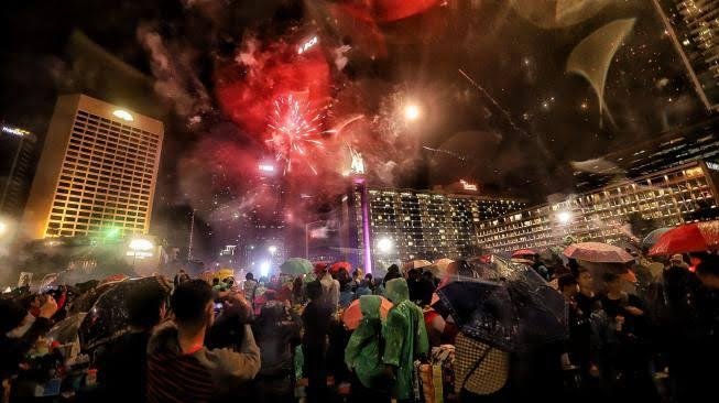 Malam Pergantian Tahun, Hujan Berpotensi Mengguyur Sebagian Wilayah Riau