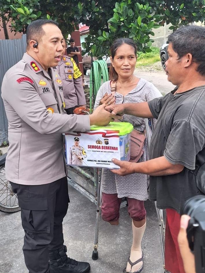 Pulang Sosialisasi Pemilu, Kapolresta Pekanbaru Temui Disabilitas