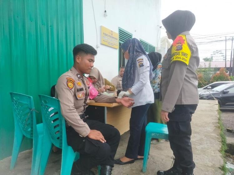 Polresta Pekanbaru Perhatikan Kesehatan Petugas Penjaga Logistik Pemilu
