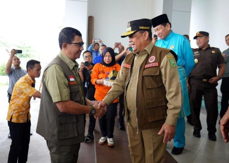 Cek Kondisi Banjir dan Pengungsi, Kepala BNPB Tiba di Riau