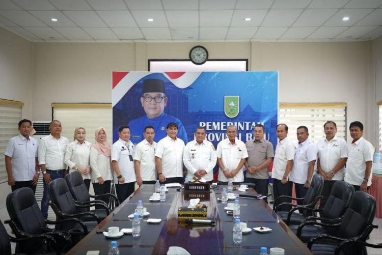 Persiapan PON 2024, KONI dan Dispora Riau Bahas Kebutuhan Anggaran dengan Gubri