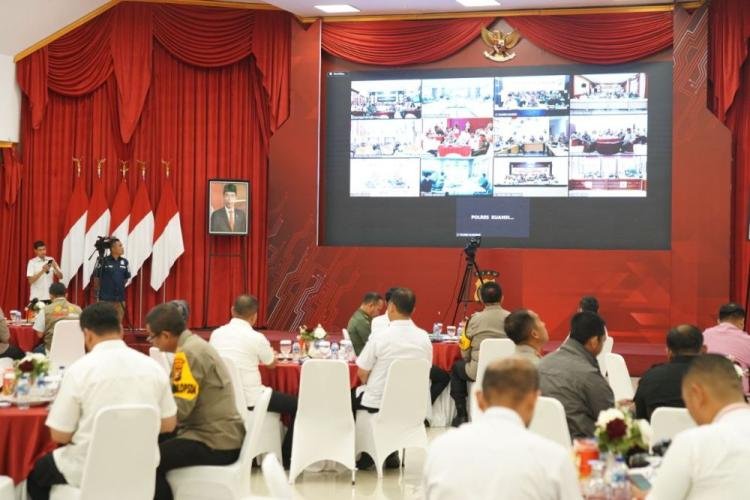 Rapat Kesiapan Pemilu 2024, Plh Sekdaprov Riau Sampaikan Aplikasi Sirekap