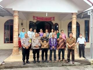 Polisi Sosialisasikan Pemilu Damai di Gereja GPI Torsina Pekanbaru