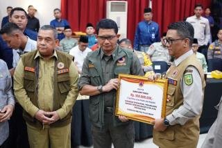 Tangani Banjir, Pemprov Riau Terima Bantuan DSP Rp350 Juta