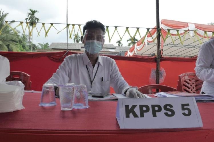 53 Lokasi TPS Terendam Banjir, KPU Riau Cari Solusi