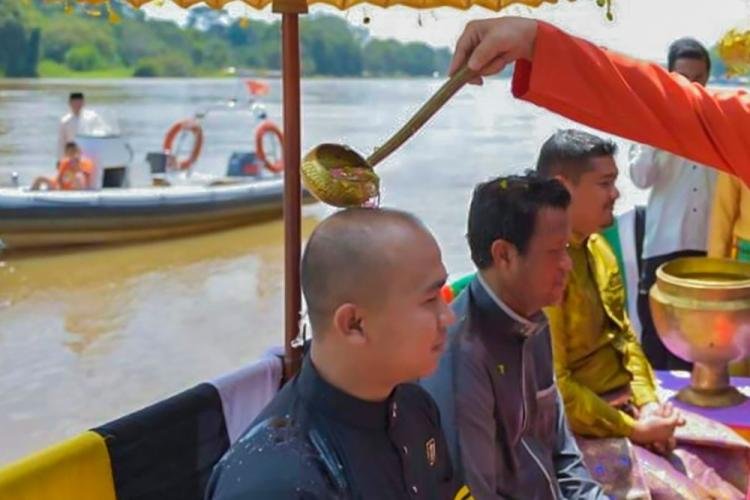 BPBD Riau Imbau Warga Kampar yang Lakukan Tradisi Balimau Kasai Berhati-hati